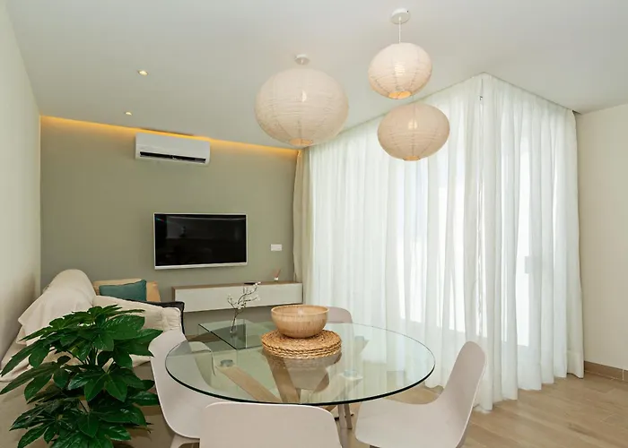 Apartment 2br Memela Dream - Modern & Seaviews